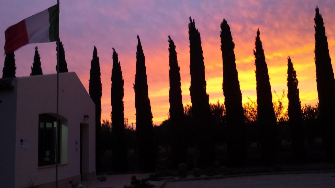 Camping A Selinunte Hotel Marinella di Selinunte Bagian luar foto