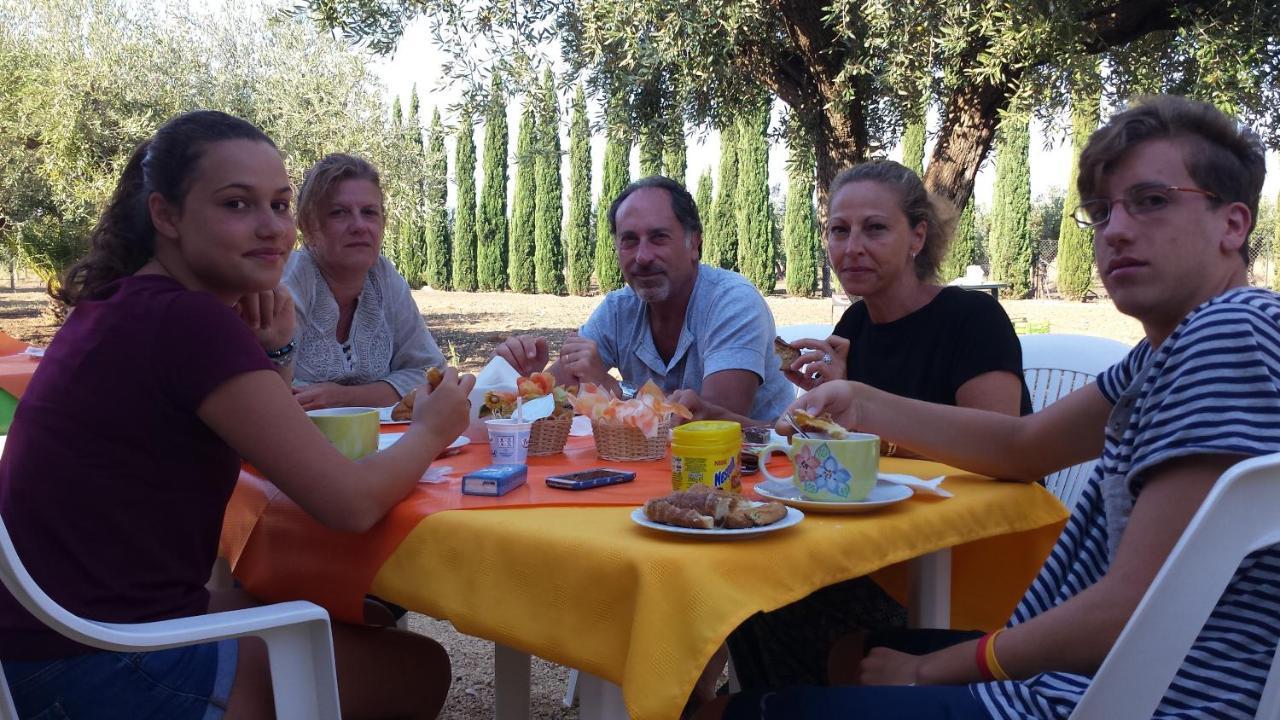 Camping A Selinunte Hotel Marinella di Selinunte Bagian luar foto